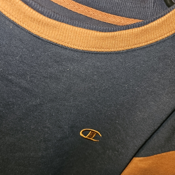 Champion Blue and Tan Sweatshirt With Double Lined Collar - Picture 3 of 4